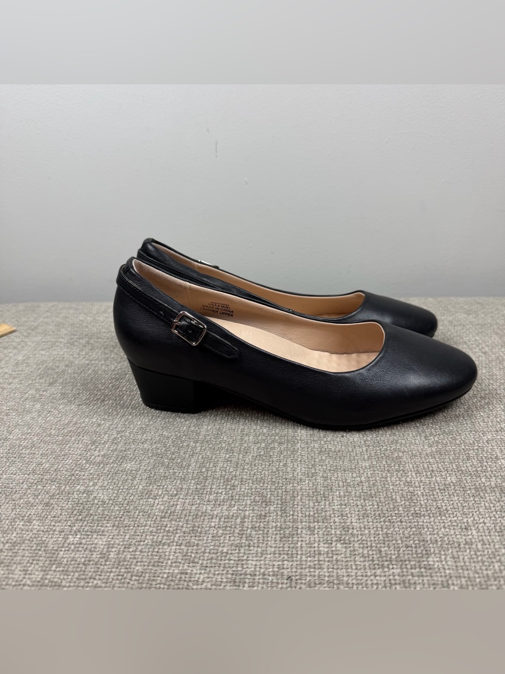 Propet Zuri WDX004L Womens Black Leather Comfort Pumps Heels Shoes Size 8